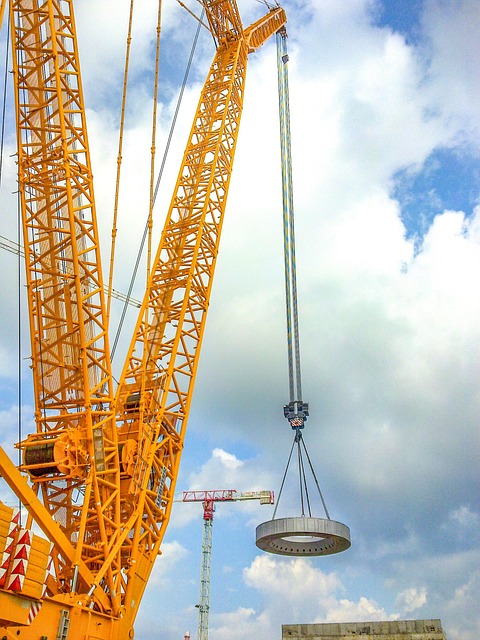 construction-construction-equipment-heav-640x480-69958369.jpeg