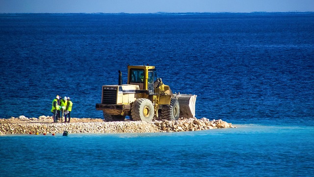 construction-construction-equipment-heav-640x480-71870176.jpeg