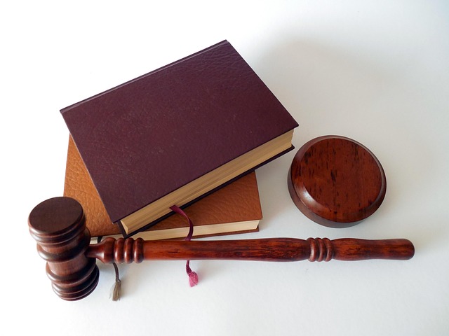 lawyer-640x480-2670542.jpeg