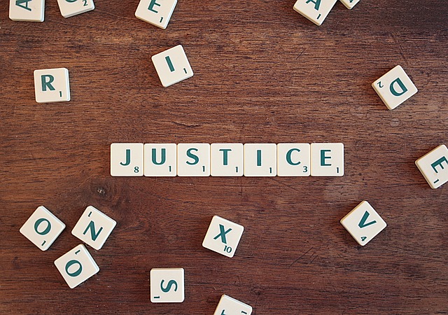 lawyer-640x480-42416292.jpeg