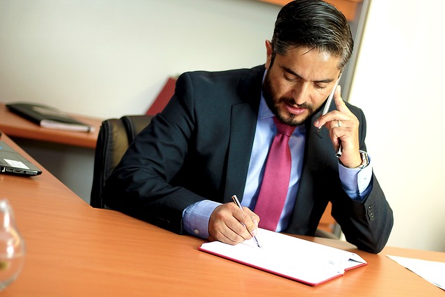 lawyer-640x480-67223187.jpeg