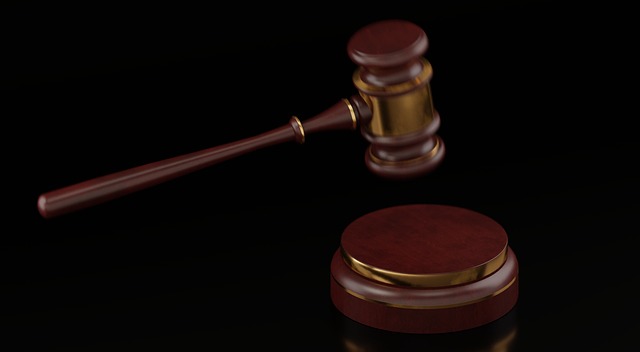 lawyer-640x480-1337946.jpeg