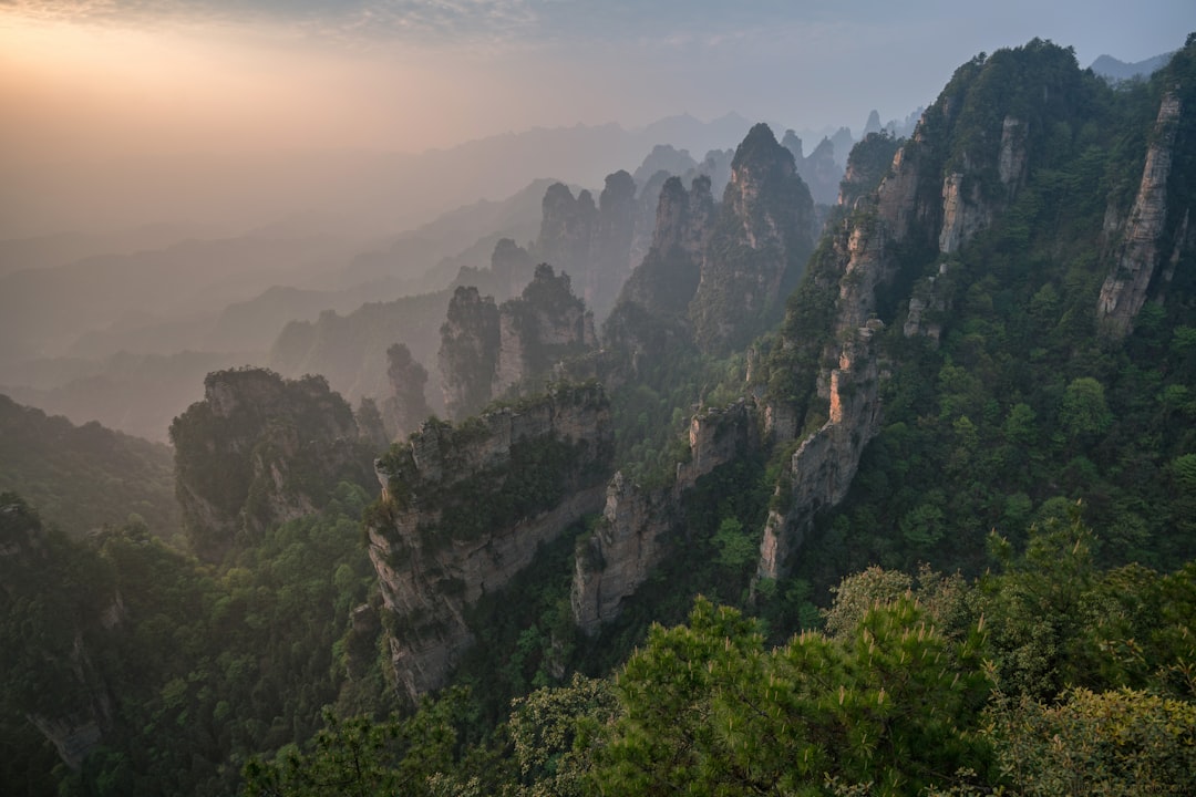 china-640x480-24264878.jpeg