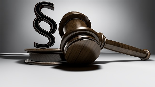 lawyer-640x480-67724134.jpeg