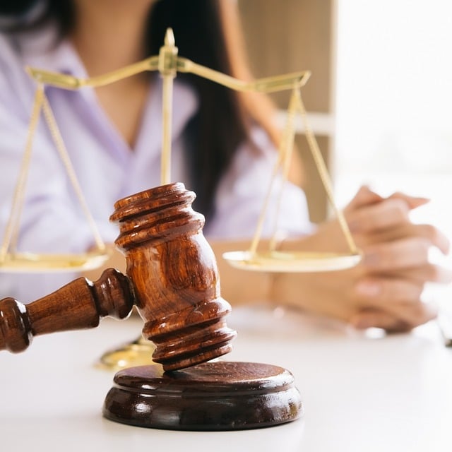 lawyer-640x480-3547518.jpeg