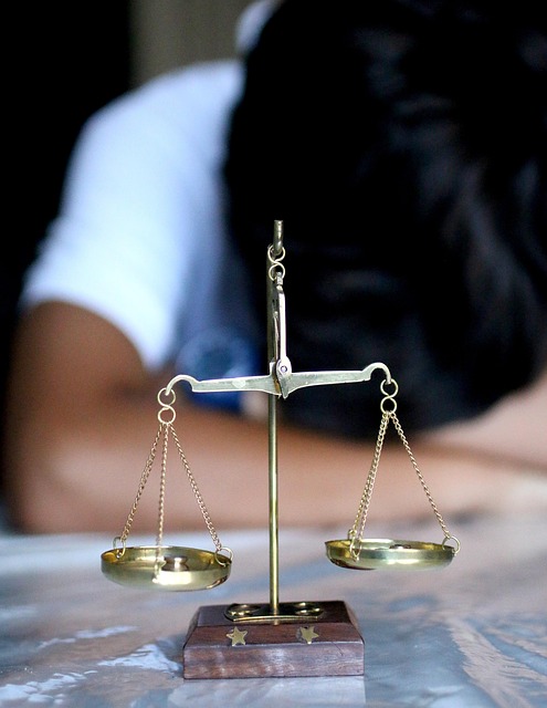 lawyer-640x480-38195987.jpeg