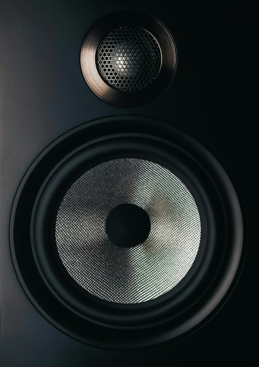Optimize Your Studio: Gear Guide for Audio Interface & Monitoring